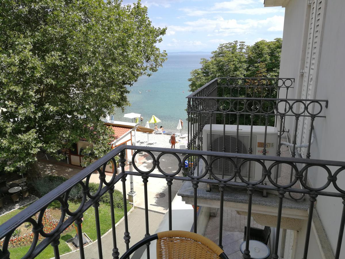 Apartments Zlatko Delic Ика Екстериор снимка
