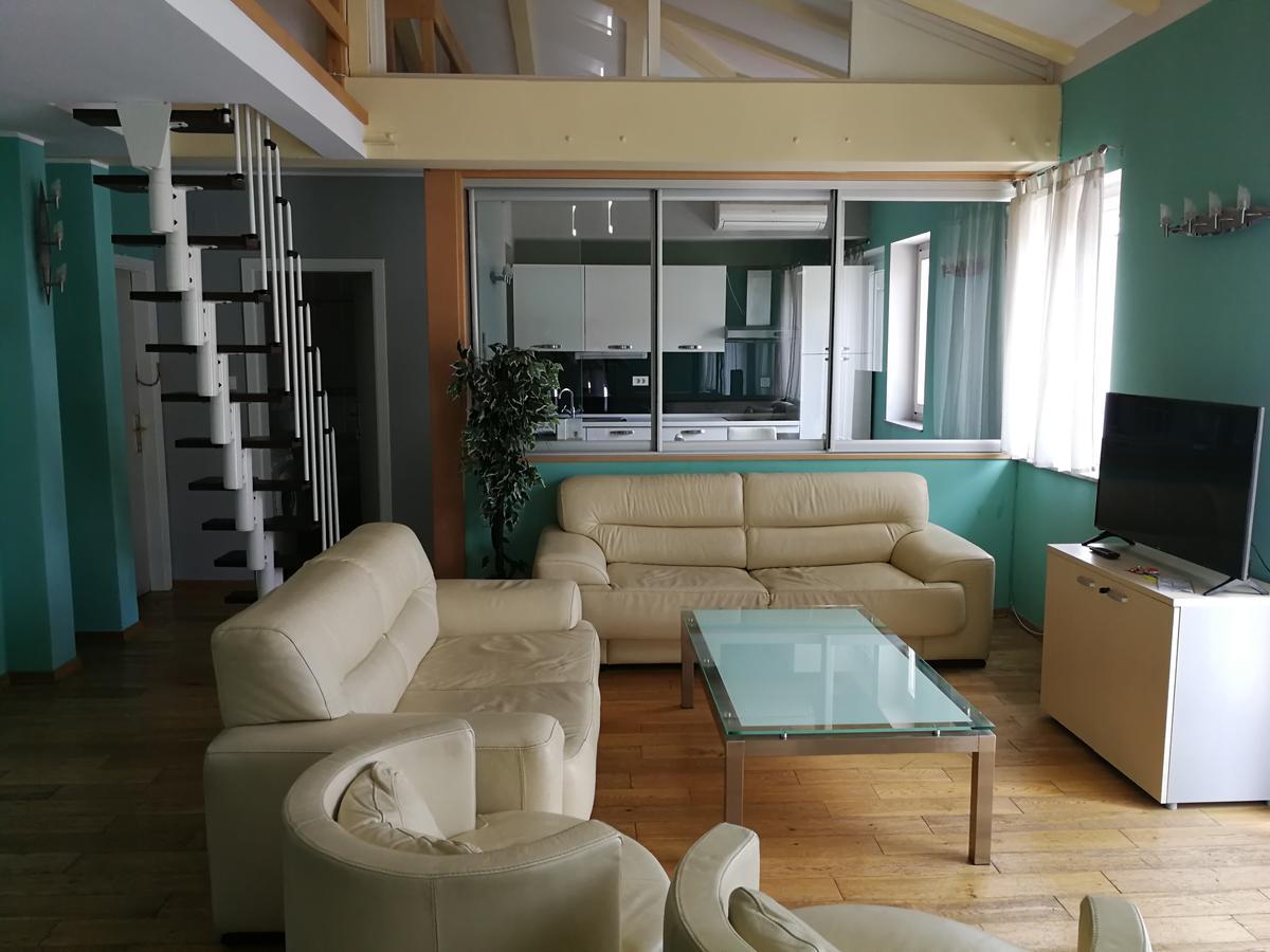 Apartments Zlatko Delic Ика Екстериор снимка