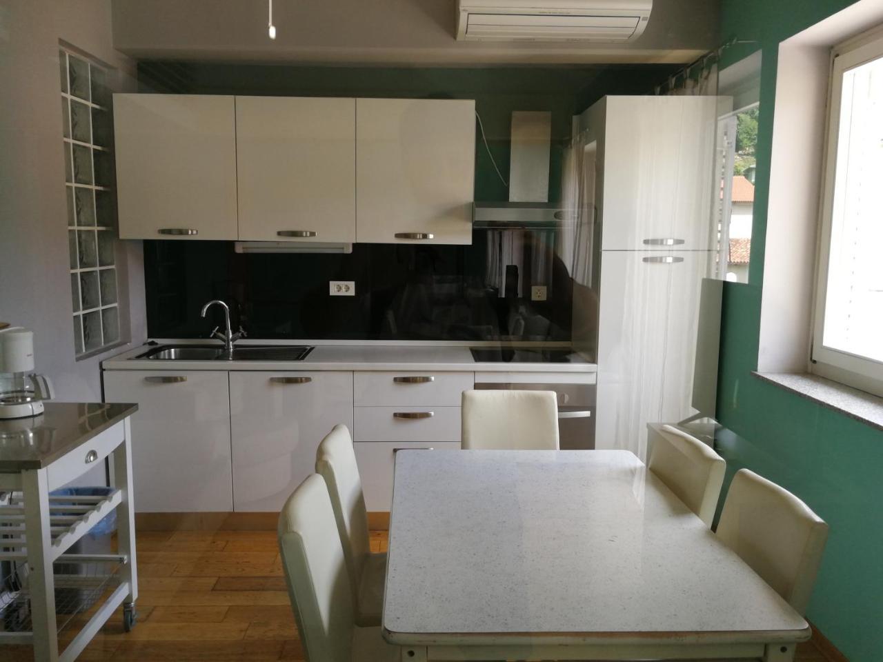 Apartments Zlatko Delic Ика Екстериор снимка